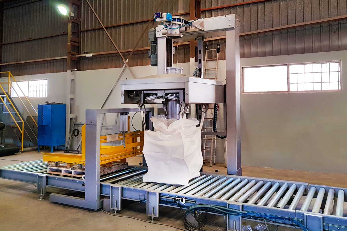Fabricante de Maquinaria Industrial, estación de llenado de Big Bag con pesaje por peso bruto